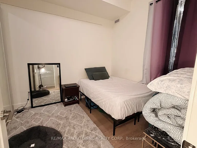330 Richmond St W #207 — Photo 6