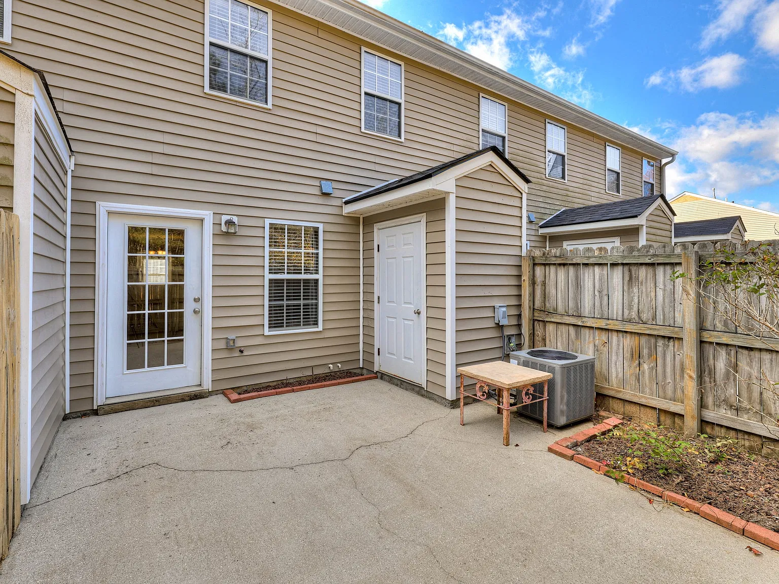 4669 Brookwood Ln — Photo 4