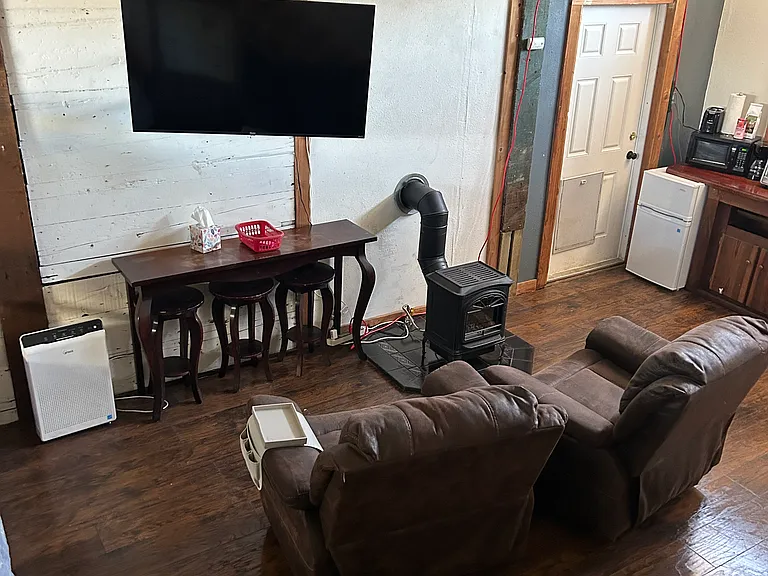 404 W Hawthorne St #B — Photo 3