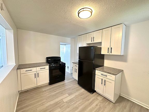 2nd image of 1721 S Canal St #2