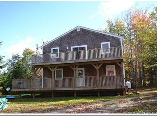 100 Willie Hammond Rd, Gouldsboro, ME 04607