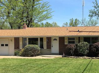 10907 Waycroff Dr, Saint Louis, MO