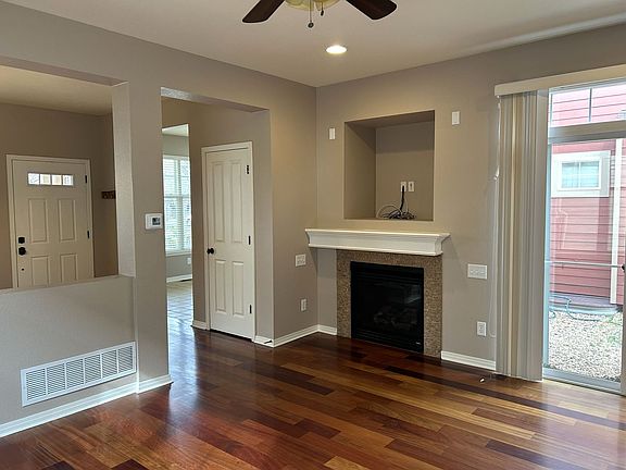 5th image of 2533 Rock Creek Dr