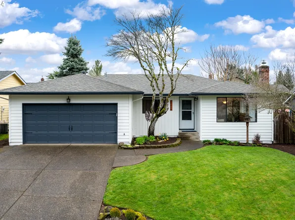 19454 Lazy Creek Ln, Oregon City, OR 97045