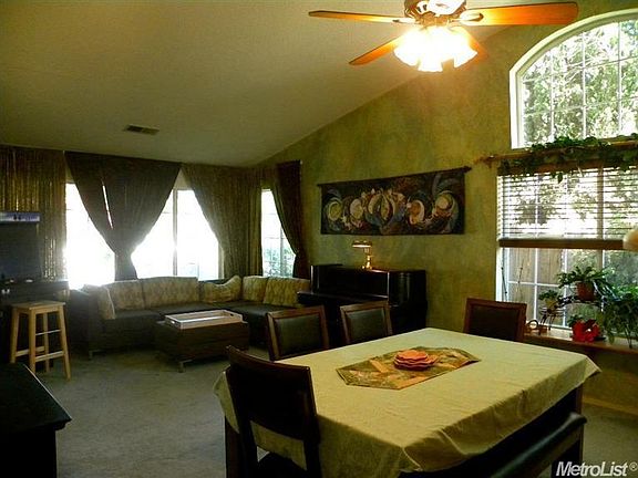 4th image of 3334 El Valle Way