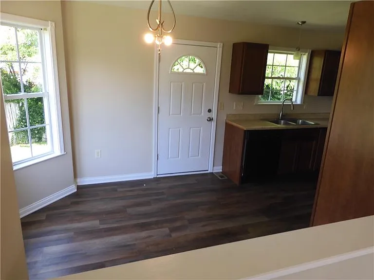 7222 Isaac Ln — Photo 9