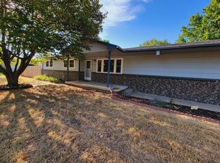 3302 S McComas Ave, Wichita, KS 67217