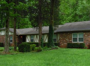 107 Newport Dr, Oak Ridge, TN 37830