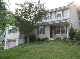 1308 Rhode Island Cir, Downingtown, PA 19335