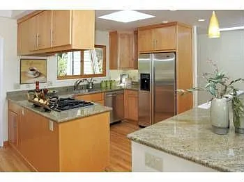 61 Mirabel Ave photo 1