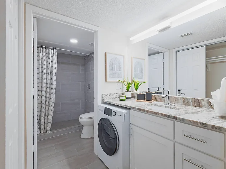 TRELLIS Canyon Creek Apartments — Photo 41