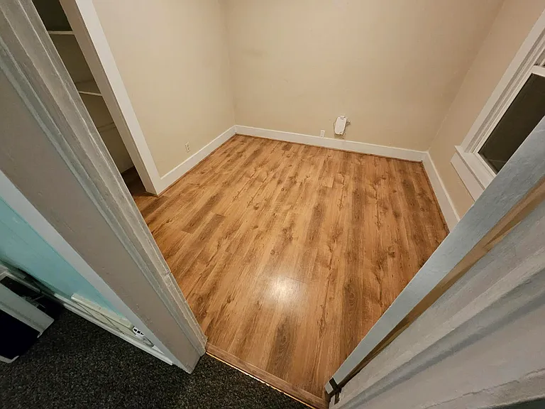351 Lexington Ave NE — Photo 10