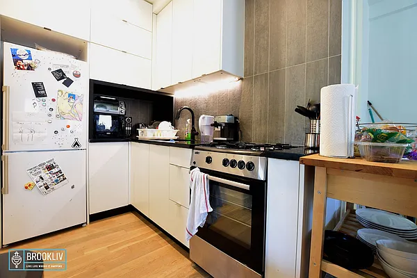 Rented by null | media 25