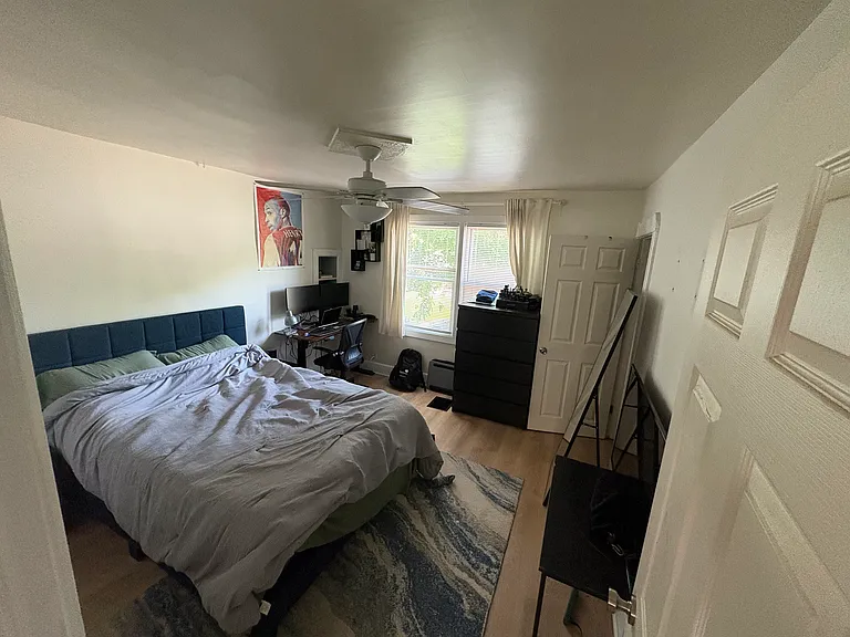 4077 Cornelius Ave — Photo 3