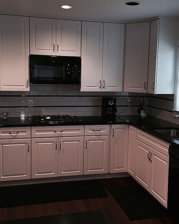 Kitchen gas cooktop