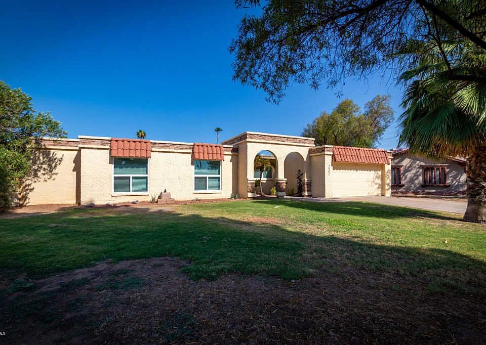 1st image of 2402 W Peralta Cir