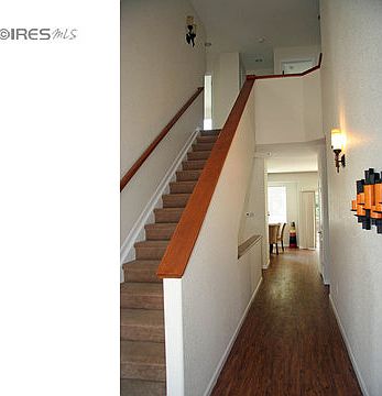 4th image of 327 Saint Ida Cir