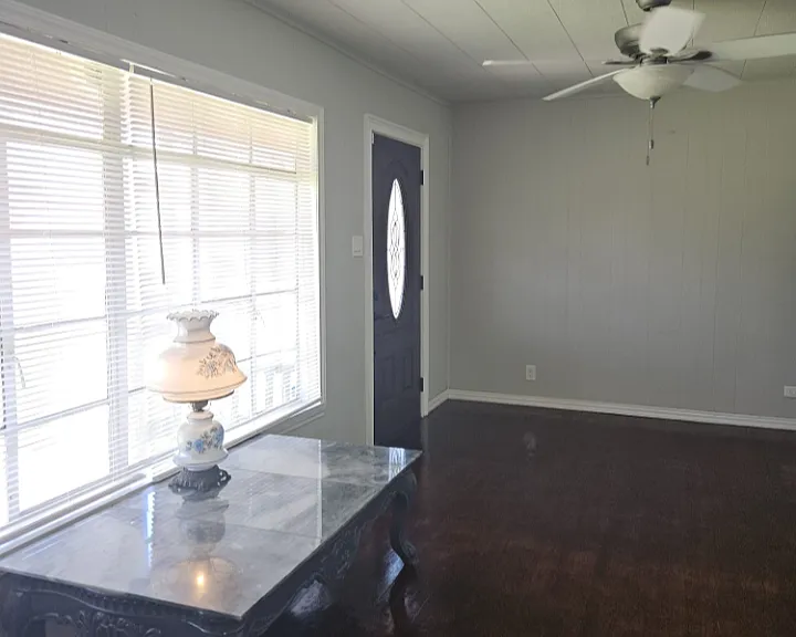 102 Overhill Dr — Photo 8
