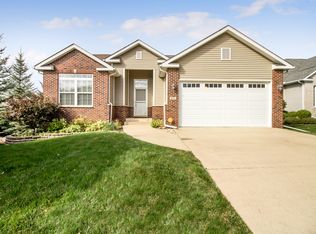 891 7th Street Ct, Moline, IL