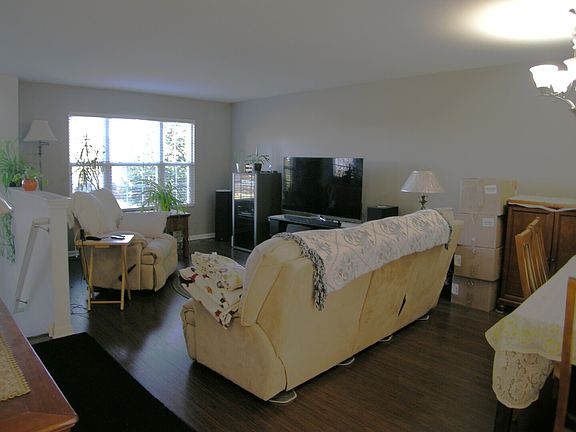 3rd image of 24541 George Washington Dr