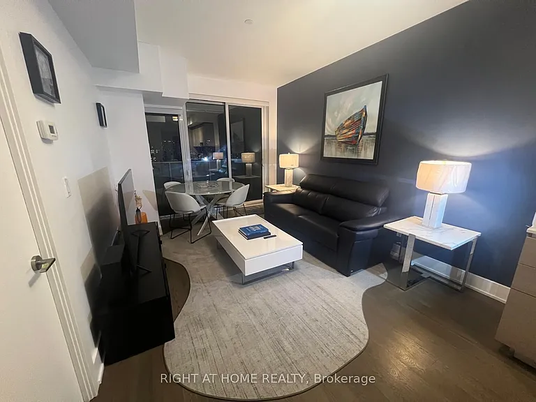 200 Bloor St W #1604 — Photo 25