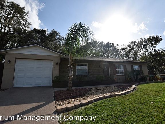 3rd image of 465 Springwood Ct