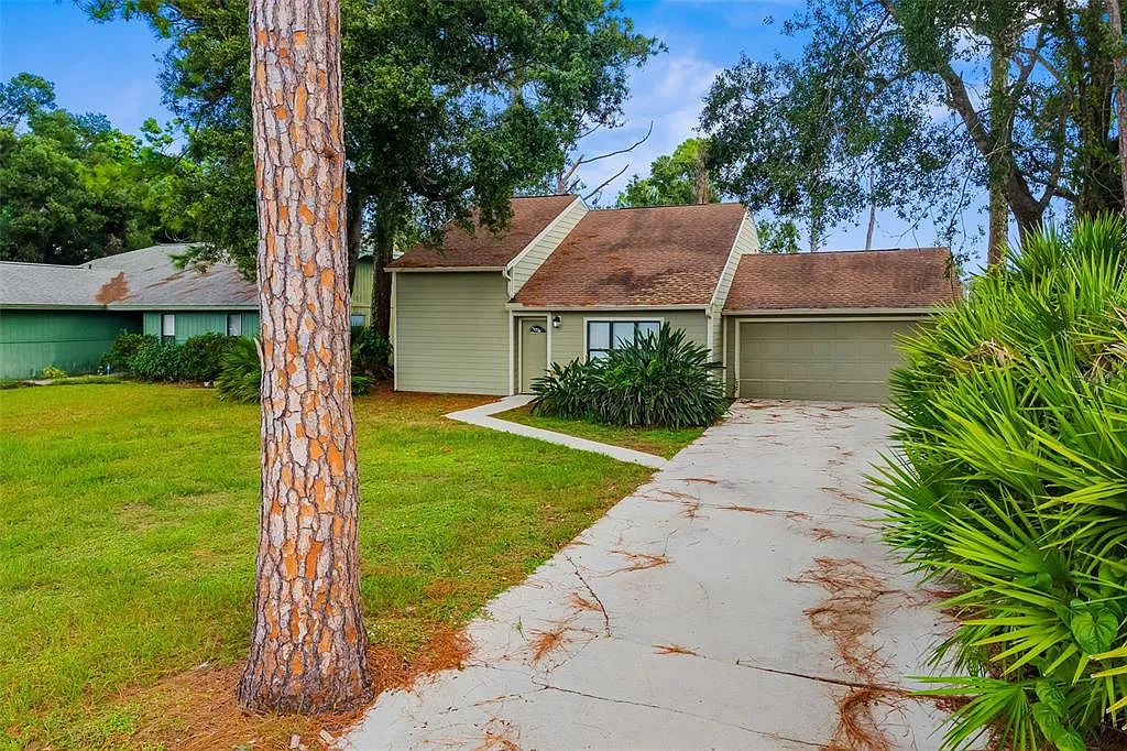 3 bed, 2.0 bath, 1545 sqft, $2,400 — Photo 3