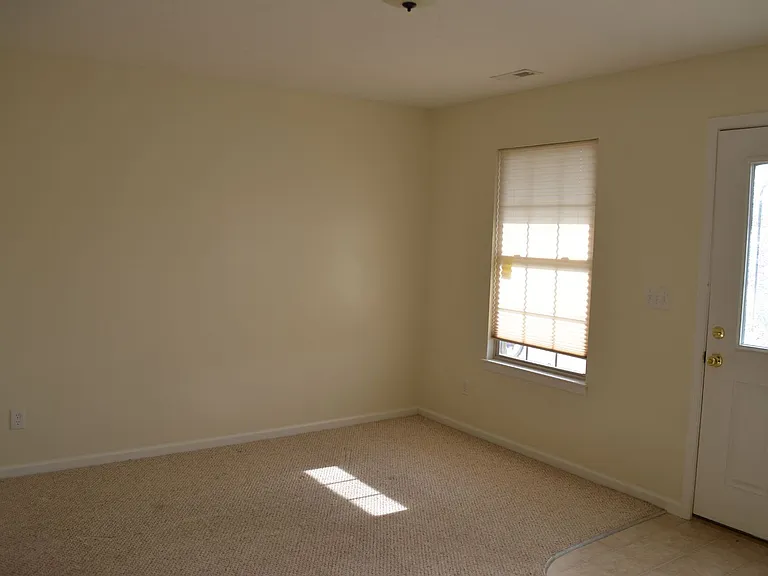 151 Turner Ave — Photo 3