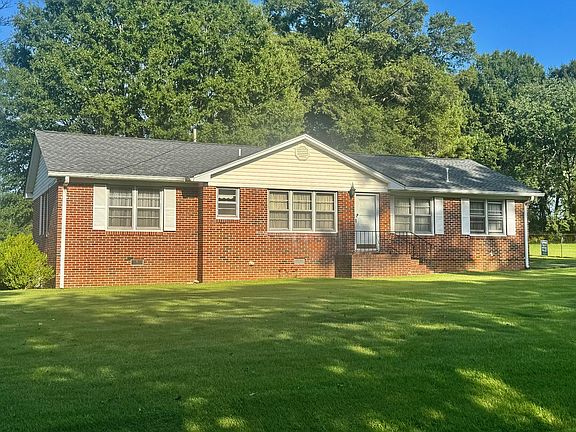 2nd image of 296 Goodwin Dr