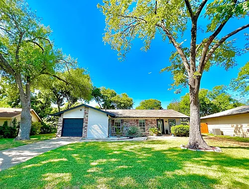 1908 Joy Ln Photo 1