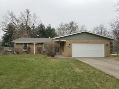 5882 Darline Dr, Saint Anne, IL, 60964