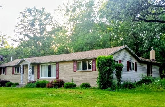 2nd image of 9060 Willett Rd