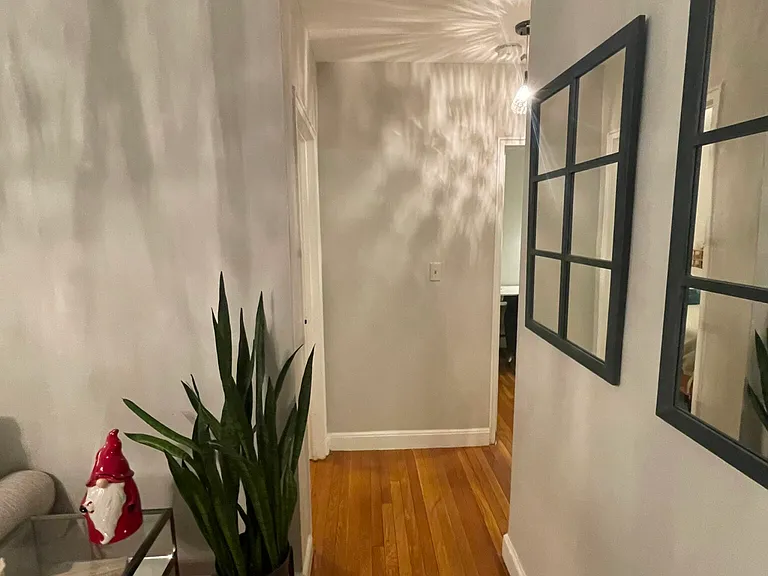63 Selkirk Rd #4 — Photo 10