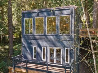 9616 SW 12th Dr, Portland, OR 97219