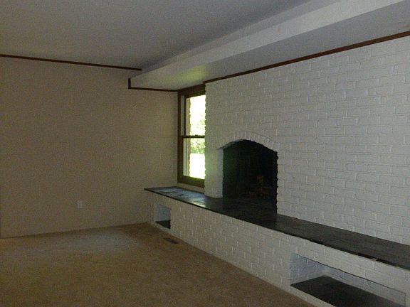 5th image of 3253 E Bradford Dr