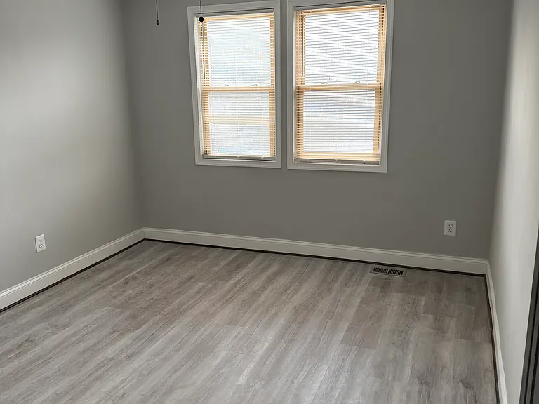 3831 Derby Manor Dr — Photo 7