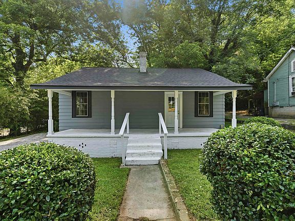 2nd image of 207 N Laurel Ave