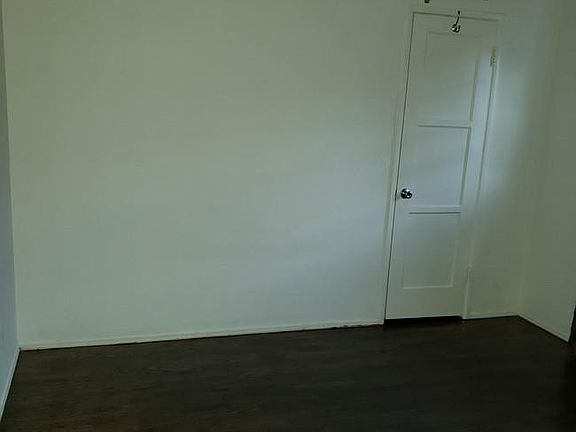 2nd image of 3760 W 135th St