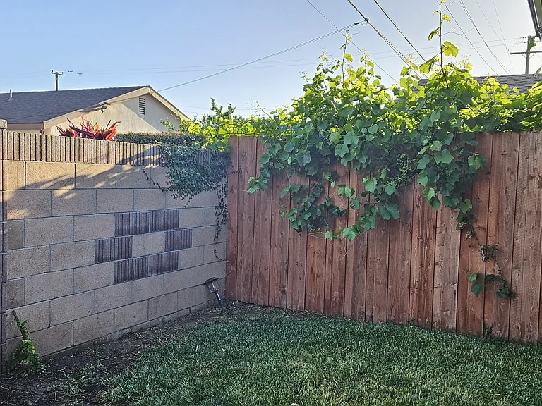 8140 E Woodson St — Photo 21