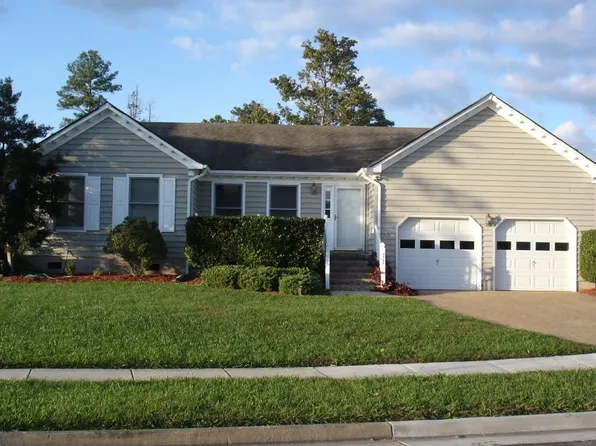 3752 Stumpy Lake Ln, Virginia Beach, VA 23456