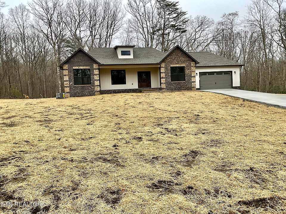 1st image of 943 Creek Dr