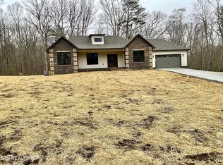 943 Creek Dr, Monterey, TN 38574