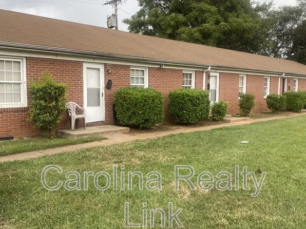 2224 Gilbert St APT 1, Charlotte, NC 28216