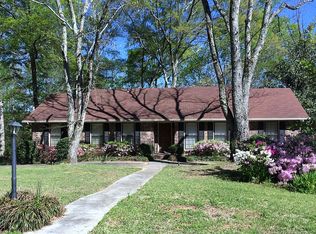 2315 Lime Rock Rd, Vestavia Hills, AL 35216