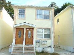 24923 88th Rd, Bellerose, NY 11426