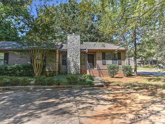 2nd image of 1023 Cranberry Cir