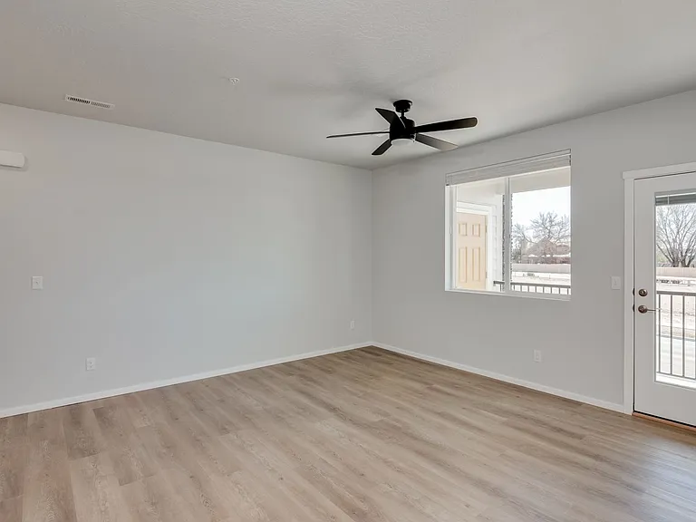 3500 W Pine Ave — Photo 44