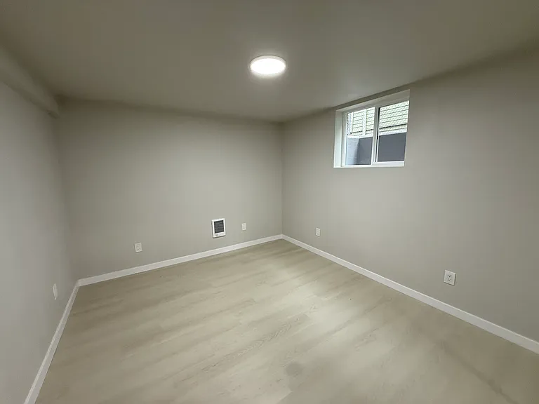 1608 S M St #2 — Photo 9