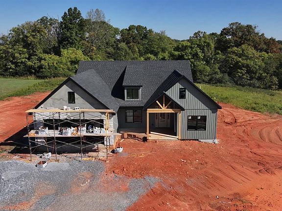 4th image of 1694 Wells Rd
