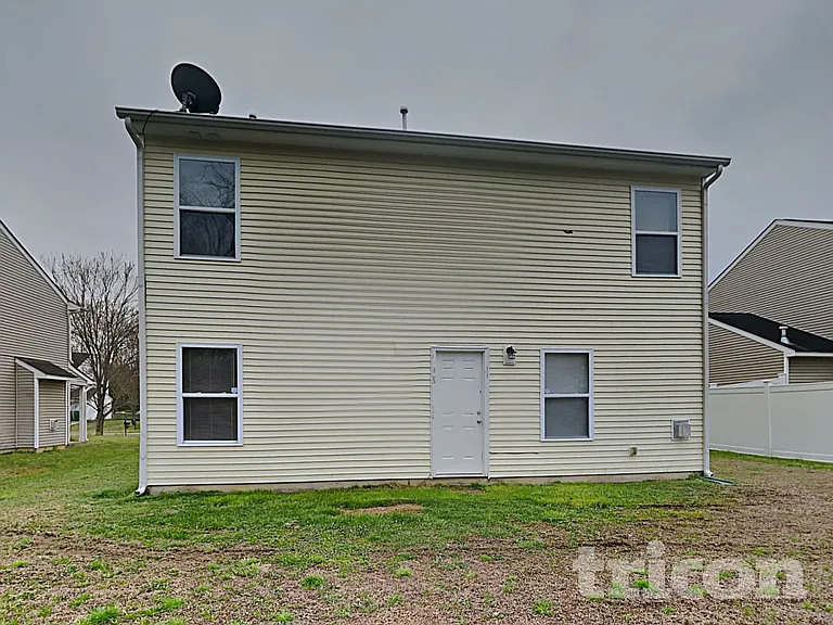 1810 Long Paw Ln — Photo 16